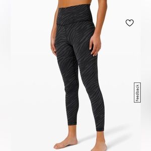 Lululemon Align Pant 25"
Le Tigre Camo Deep Coal Multi, size 4